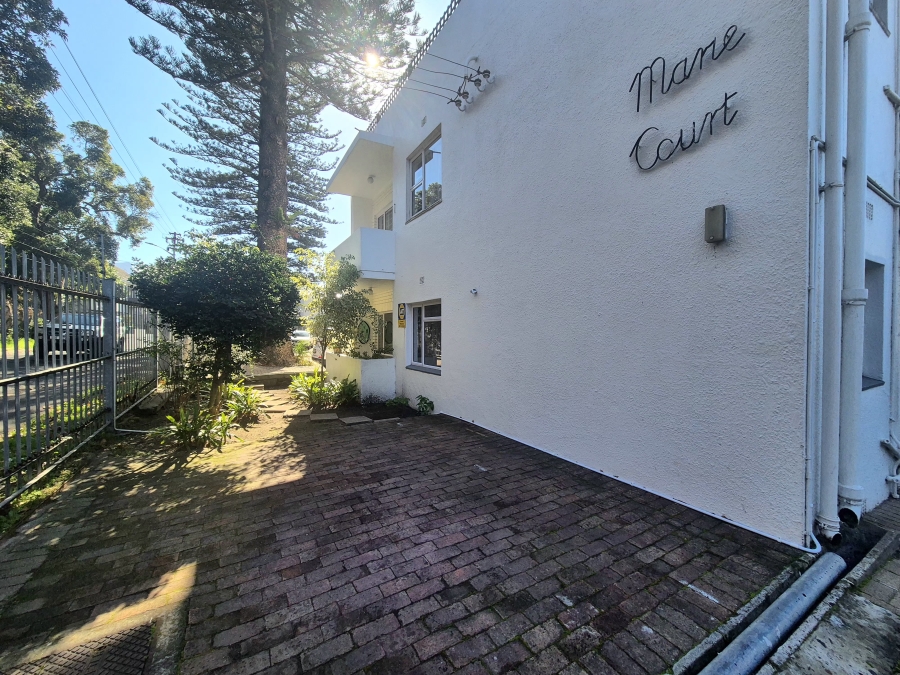1 Bedroom Property for Sale in Wynberg Upper Western Cape